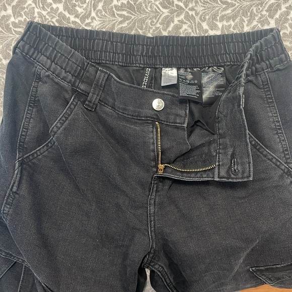 H&M black wide leg cargo jeans - Picture 4 of 8